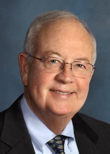 Judge Ken Starr speaks to Regent University Law Students