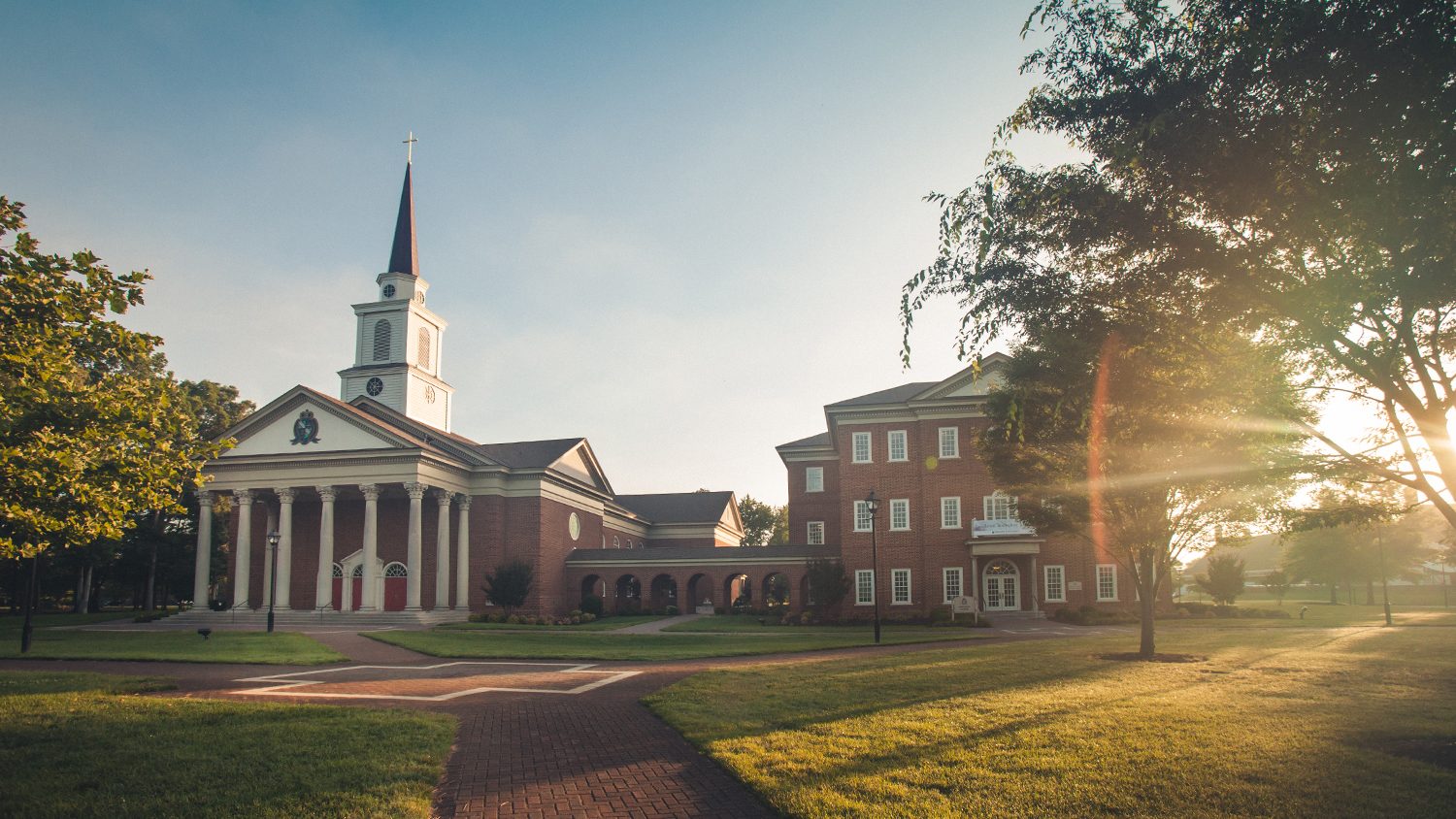 A professor of Regent University's divinity school was appointed to the Professional Advisory Group of the Hampton Roads Clinical Pastoral Education (CPE) Center at the Hampton Veterans Administration (VA) Medical Center.