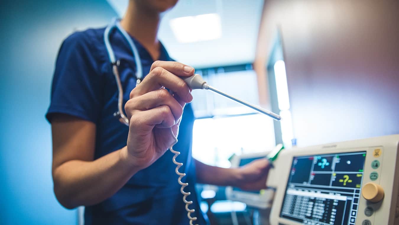 Nurse working in a lab.