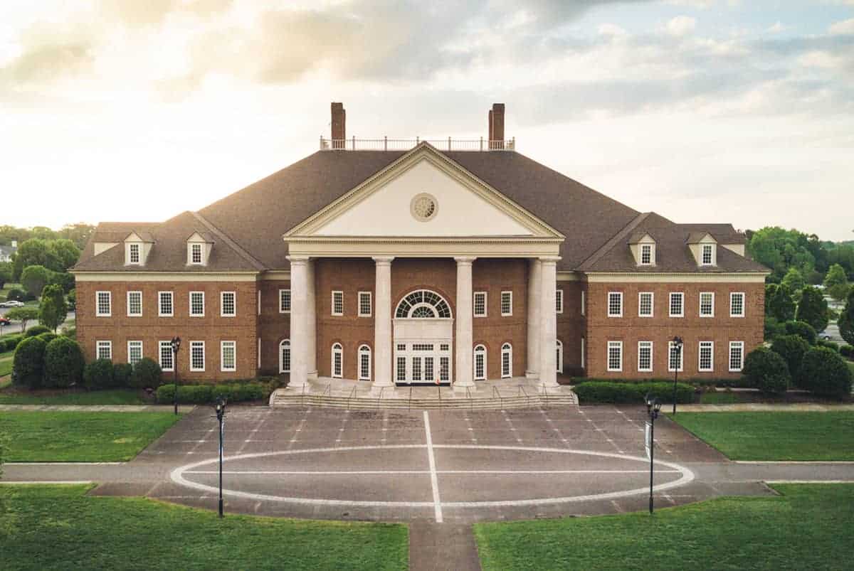 The Communication Building of Regent, a top Virginia Beach college.