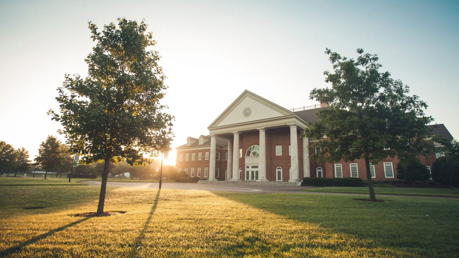 Regent Ranked #1 Online Bachelor’s in Virginia by USNWR Communication Building