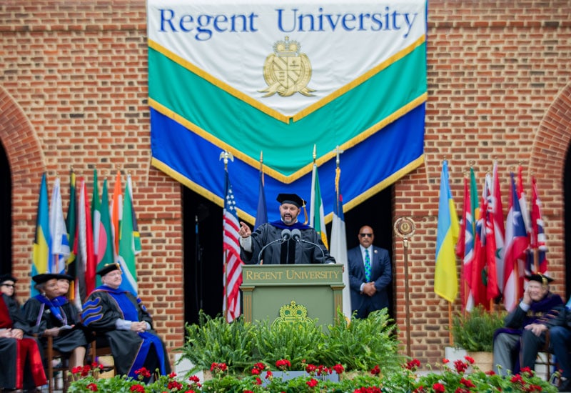 Regent University Celebrates Largest Graduating Class at 42nd Commencement